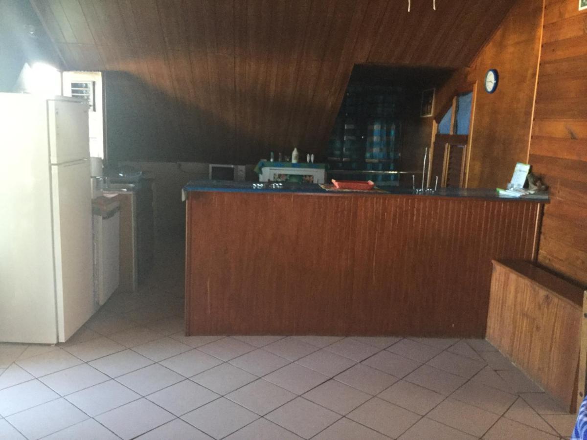Chez Ninette Pres Des Sources Chaudes Villa Bouillante Bagian luar foto